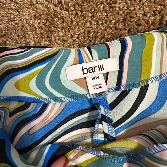 Bar III Women's Abstract swirl print midi skirt, Size 14W - Picture 6 of 7